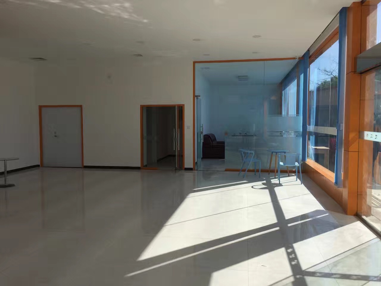 1475119667102587.jpg